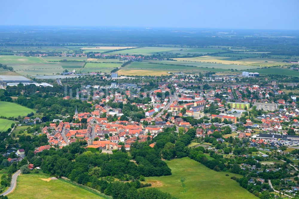 Luftbild Velpke - Stadtgebiet inmitten der Landwirtschaft in Velpke im Bundesland Niedersachsen, Deutschland