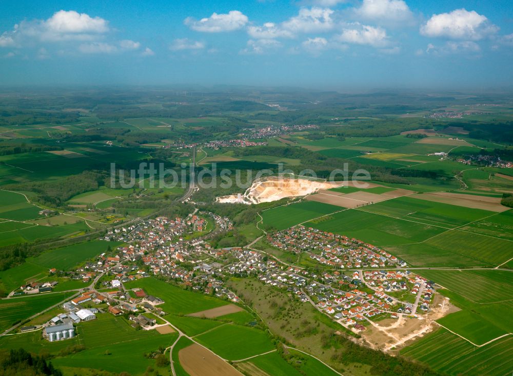 Westerstetten von oben - Stadtgebiet inmitten der Landwirtschaft in Westerstetten im Bundesland Baden-Württemberg, Deutschland