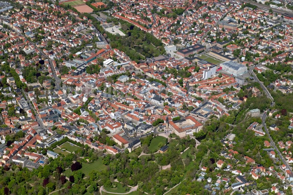 Weimar aus der Vogelperspektive: Stadtgebiet mit Innenstadtbereich in Weimar im Bundesland Thüringen, Deutschland