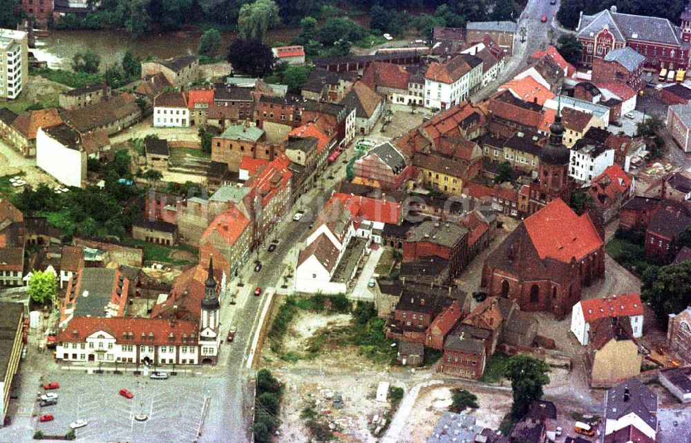 Spremberg aus der Vogelperspektive: Stadtkern von Spremberg/Brandenburg 05.05.1994