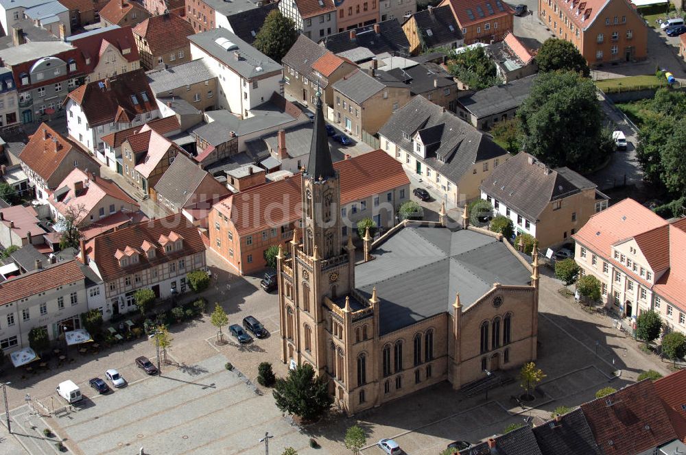 Fürstenberg/ Havel von oben - Stadtkirche auf dem Marktplatz in Fürstenberg/ Havel