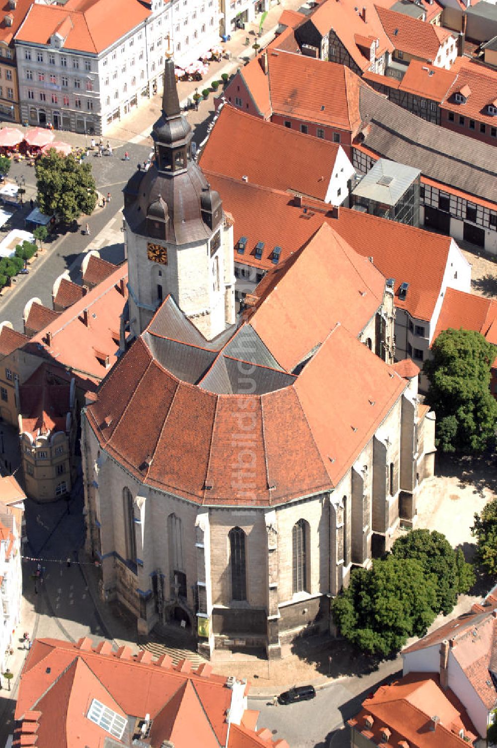 Luftaufnahme Naumburg an der Saale - Stadtkirche St. Wenzel