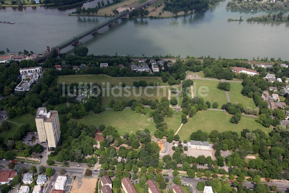 Luftbild Mainz - Stadtpark im Volkspark Rosengarten in der Oberstadt in Mainz Rheinland-Pfalz