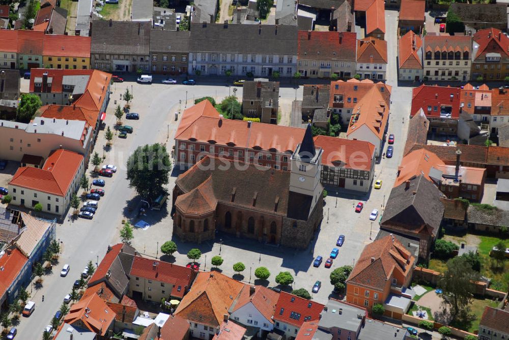 Luftbild Beelitz - Stadtpfarrkirche St. Marien - St. Nikolai in Beelitz Brandenburg