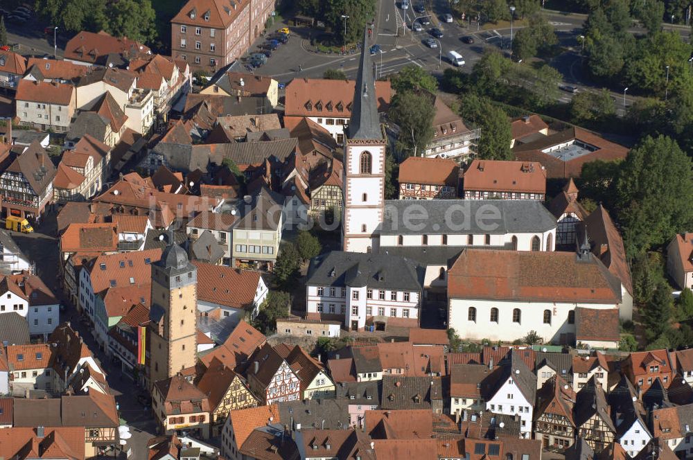 Luftaufnahme Lohr am Main - Stadtpfarrkirche St. Michael in Lohr am Main