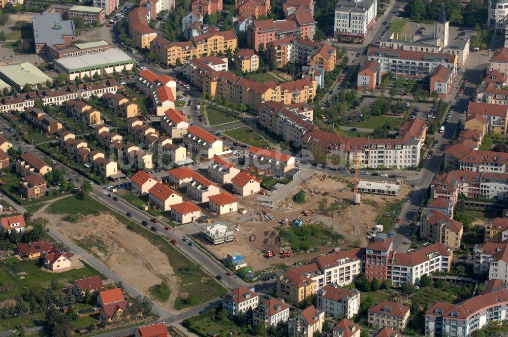 Potsdam von oben - Stadtrand und Außenbezirks- Wohngebiet Kirchsteigfeld in Potsdam im Bundesland Brandenburg, Deutschland