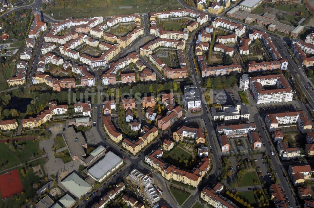 Potsdam von oben - Stadtrand und Außenbezirks- Wohngebiet Kirchsteigfeld in Potsdam im Bundesland Brandenburg, Deutschland