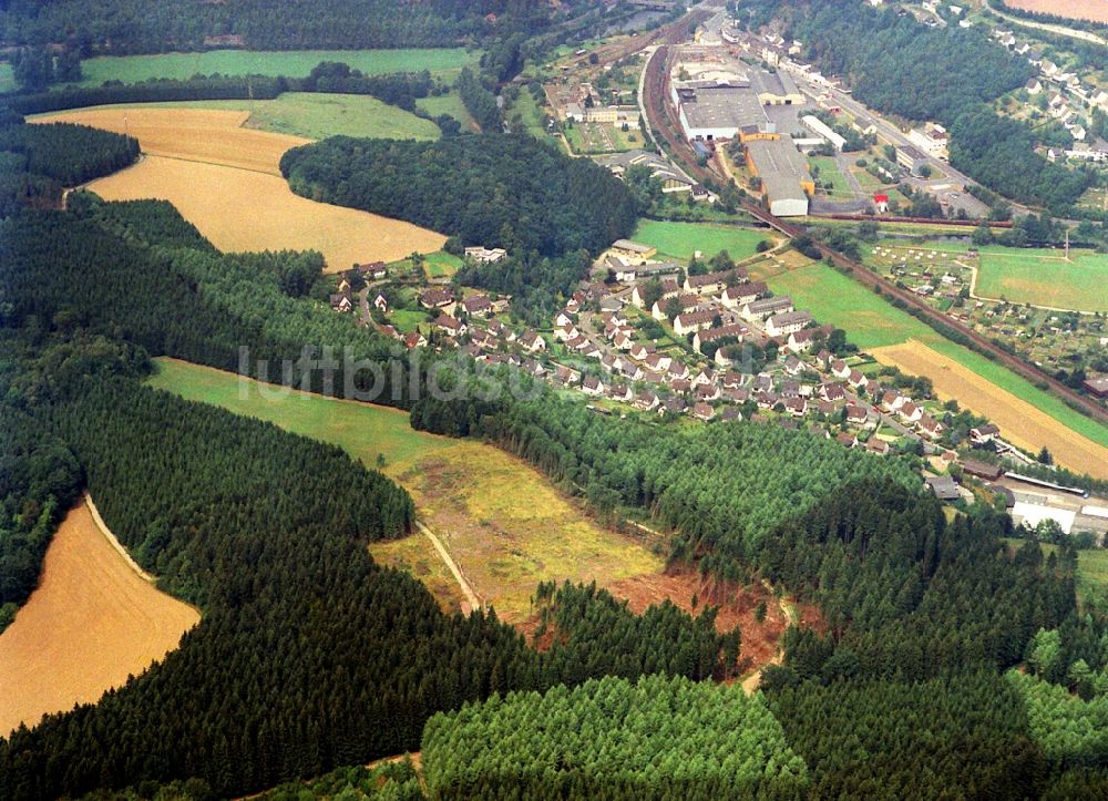 Luftaufnahme Finnentrop - Stadtrand und Außenbezirks- Wohngebiete über den Rittberg in Finnentrop im Bundesland Nordrhein-Westfalen