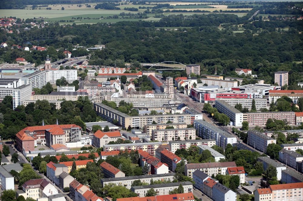 Dessau von oben - Stadtrand und Außenbezirks- Wohngebiete in Dessau im Bundesland Sachsen-Anhalt, Deutschland