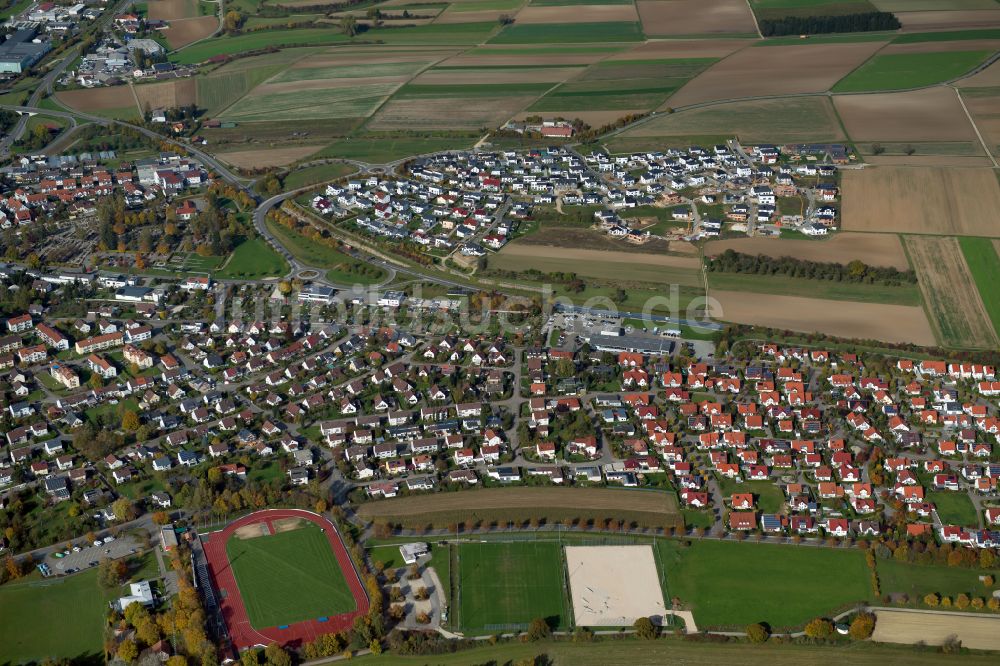 Ehingen (Donau) von oben - Stadtrand und Außenbezirks- Wohngebiete in Ehingen (Donau) im Bundesland Baden-Württemberg, Deutschland