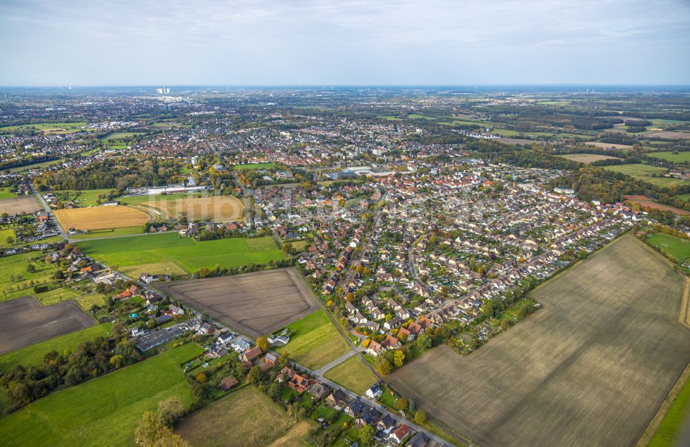 Hamm von oben - Stadtrand und Außenbezirks- Wohngebiete an der Fritz-Erler-Straße im Ortsteil Norddinker in Hamm im Bundesland Nordrhein-Westfalen, Deutschland