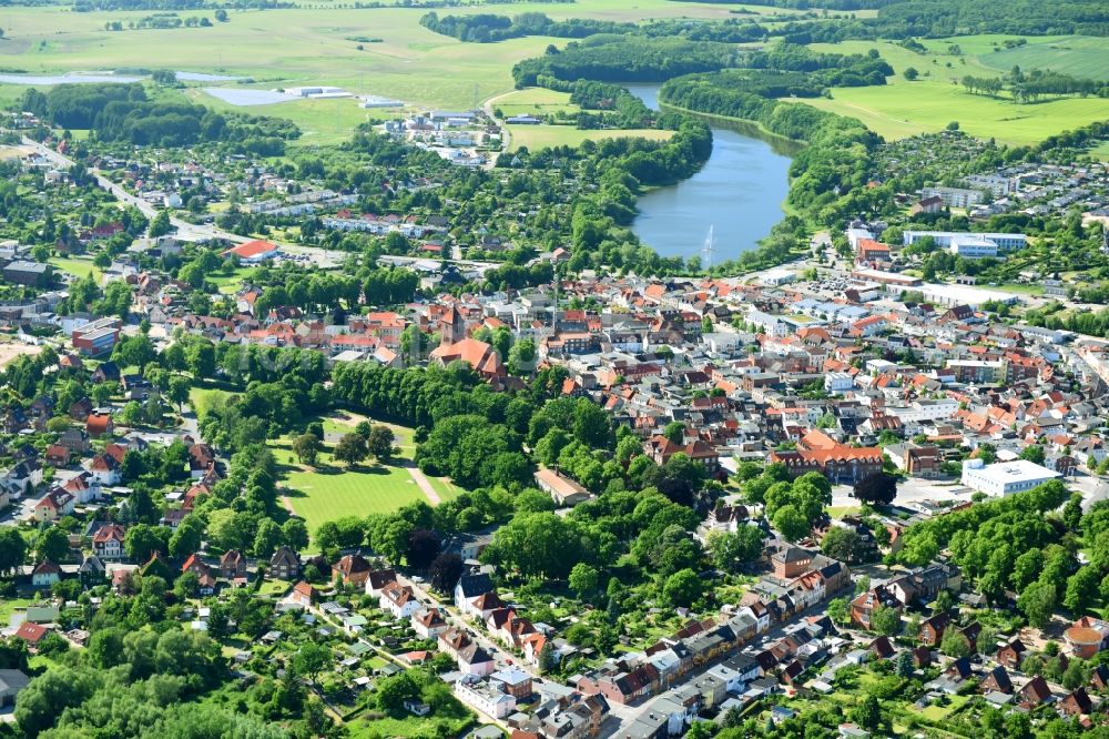 Luftbild Grevesmühlen - Stadtrand und Außenbezirks- Wohngebiete in Grevesmühlen im Bundesland Mecklenburg-Vorpommern, Deutschland