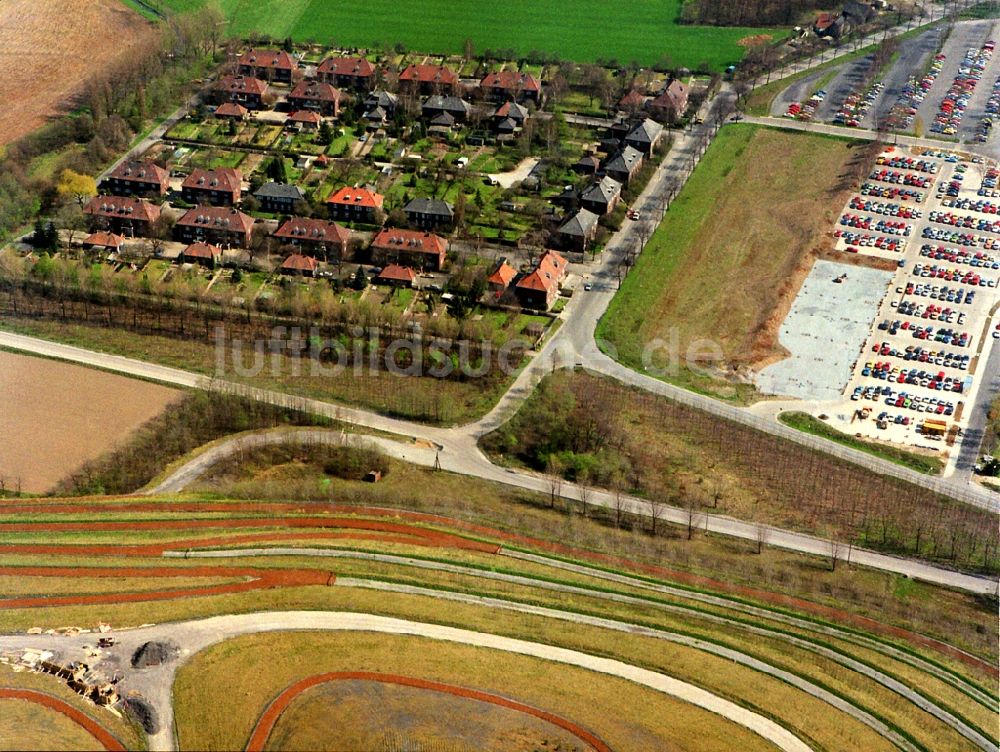 Luftbild Moers - Stadtrand und Außenbezirks- Wohngebiete im Ortsteil Muspasch in Moers im Bundesland Nordrhein-Westfalen