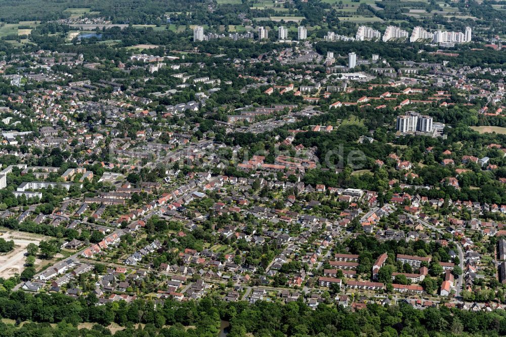 Bremen aus der Vogelperspektive: Stadtrand und Außenbezirks- Wohngebiete im Ortsteil Osterholz in Bremen, Deutschland