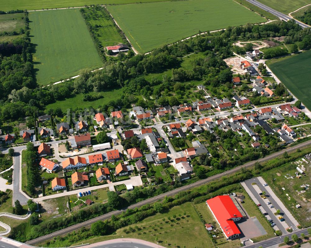 Wernigerode aus der Vogelperspektive: Stadtrand und Außenbezirks- Wohngebiete in Wernigerode im Bundesland Sachsen-Anhalt, Deutschland