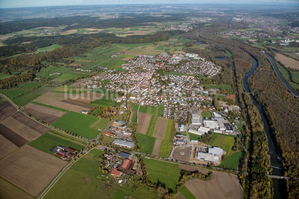 Luftbild Dietenheim - Stadtrand mit landwirtschaftlichen Feldern in Dietenheim im Bundesland Baden-Württemberg, Deutschland