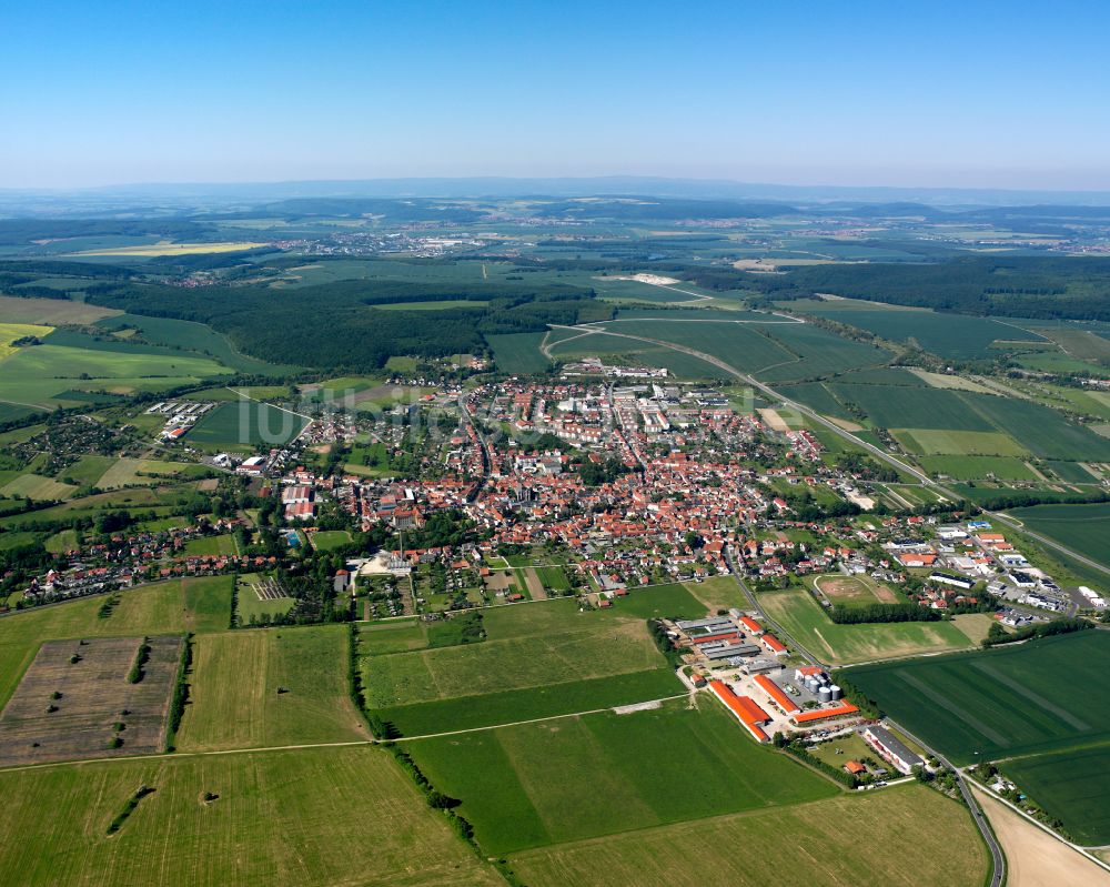 Luftbild Dingelstädt - Stadtrand mit landwirtschaftlichen Feldern in Dingelstädt im Bundesland Thüringen, Deutschland