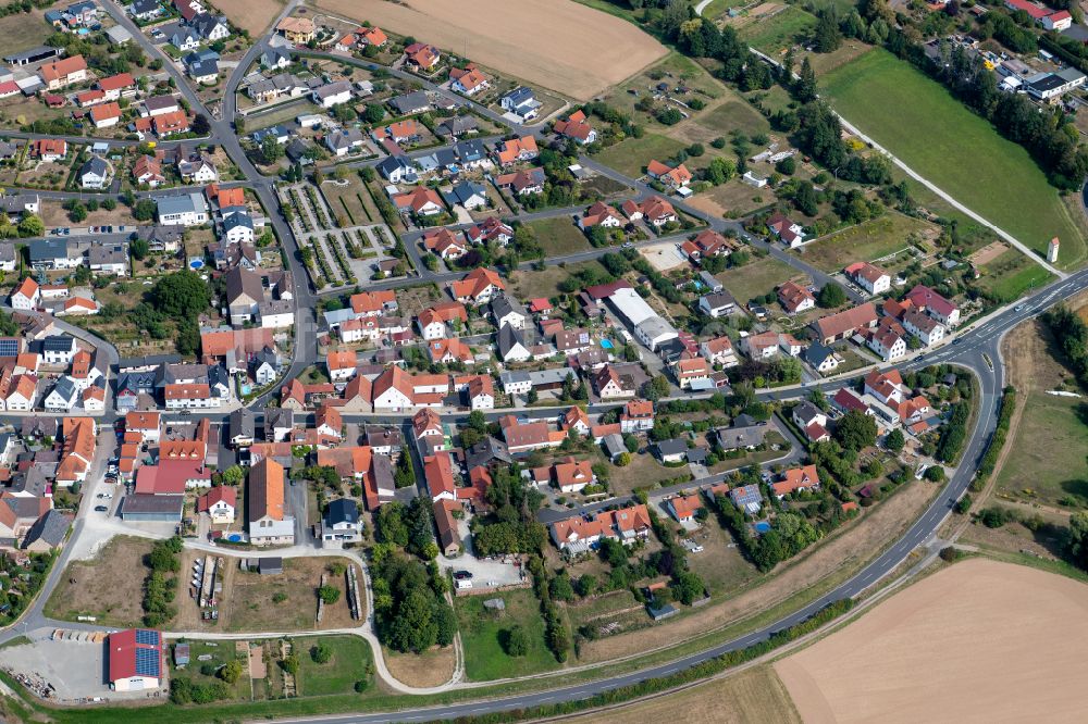 Luftbild Gössenheim - Stadtrand mit landwirtschaftlichen Feldern in Gössenheim im Bundesland Bayern, Deutschland