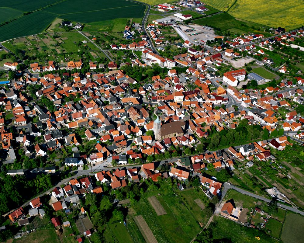 Luftaufnahme Küllstedt - Stadtrand mit landwirtschaftlichen Feldern in Küllstedt im Bundesland Thüringen, Deutschland