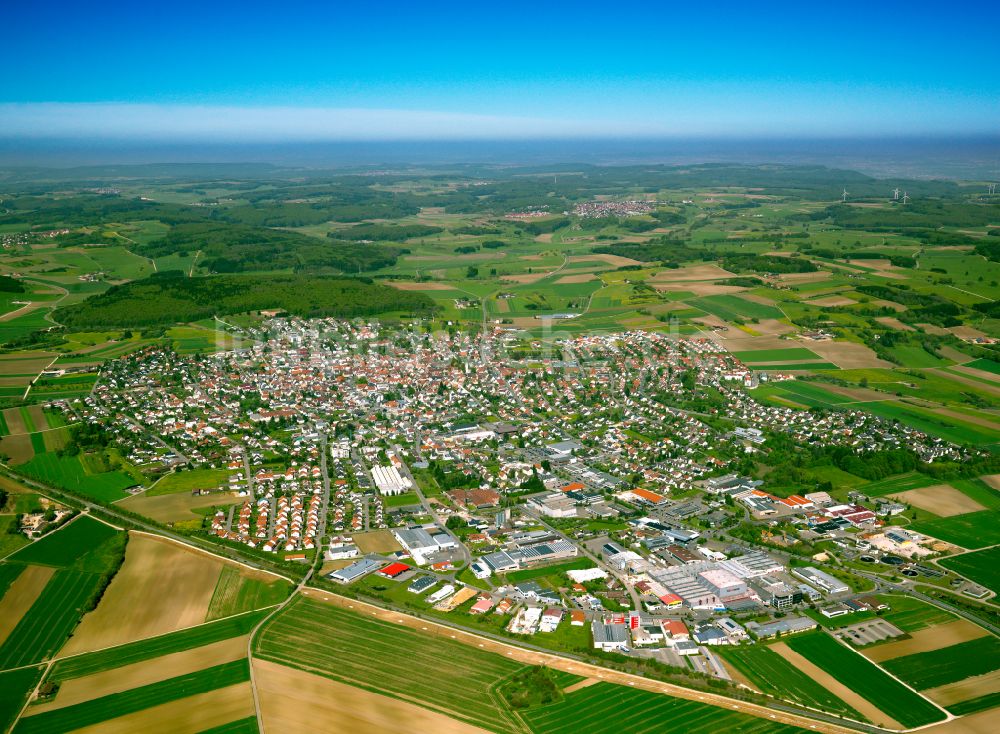 Luftbild Laichingen - Stadtrand mit landwirtschaftlichen Feldern in Laichingen im Bundesland Baden-Württemberg, Deutschland