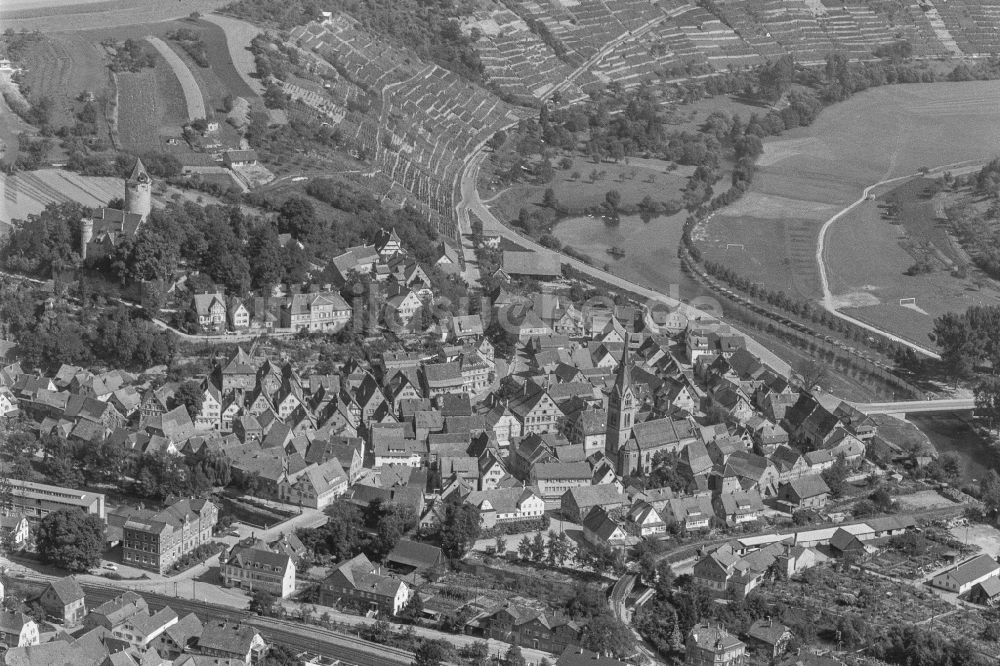 Luftaufnahme Möckmühl - Stadtrand mit landwirtschaftlichen Feldern in Möckmühl im Bundesland Baden-Württemberg, Deutschland