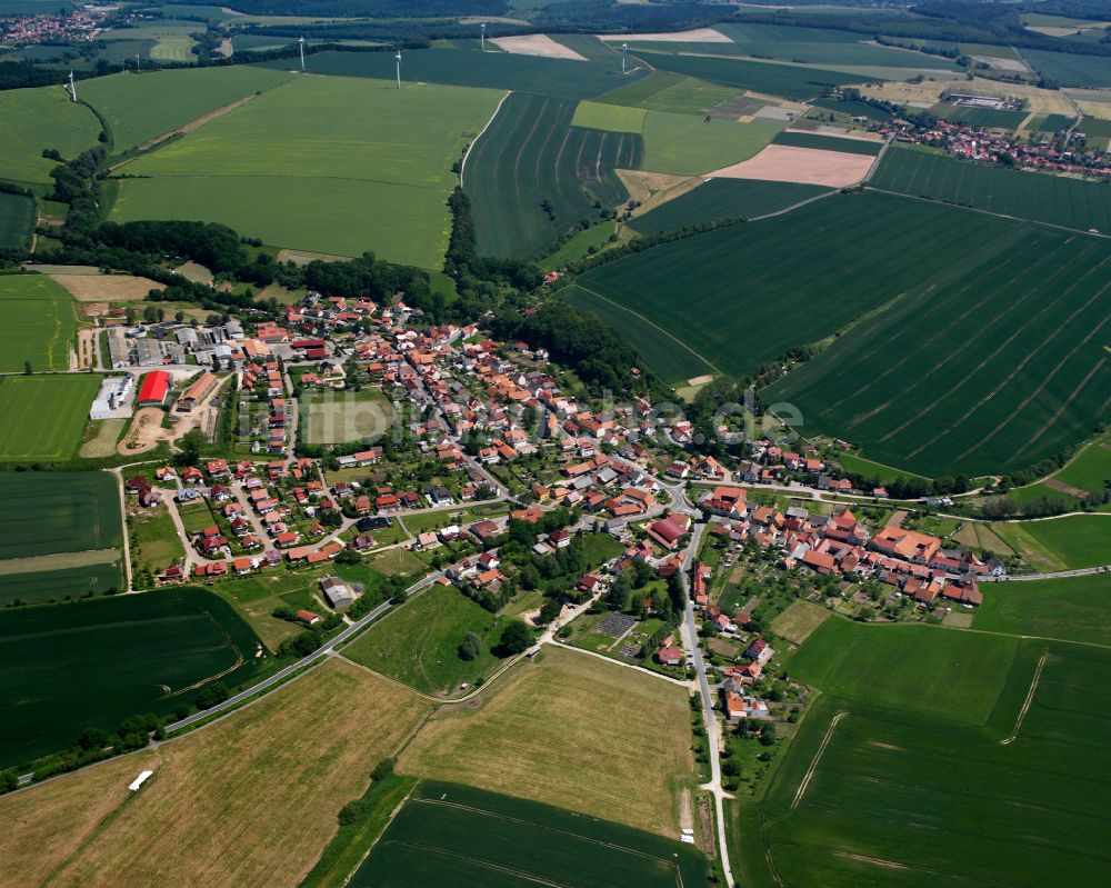 Reinholterode von oben - Stadtrand mit landwirtschaftlichen Feldern in Reinholterode im Bundesland Thüringen, Deutschland