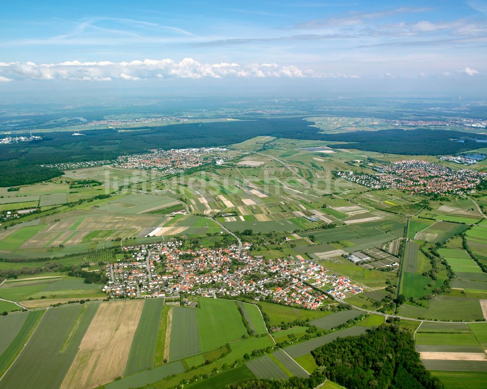 Luftbild Staffort - Stadtrand mit landwirtschaftlichen Feldern in Staffort im Bundesland Baden-Württemberg, Deutschland