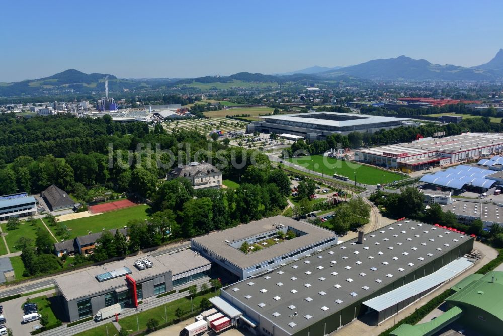 Luftbild Salzburg Walz-Siezenheim - Stadtrand von Salzburg mit Schloss Kleßheim, mittelständische Industrie und dem Stadion Red- Bull- Arena im Ortsteil Walz-Siezenheim von Salzburg in Österreich