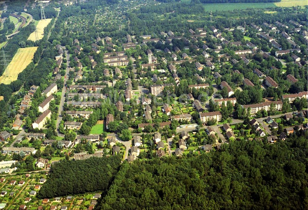 Luftaufnahme Duisburg - Stadtteil Angerhausen im Stadtgebiet in Duisburg im Bundesland Nordrhein-Westfalen