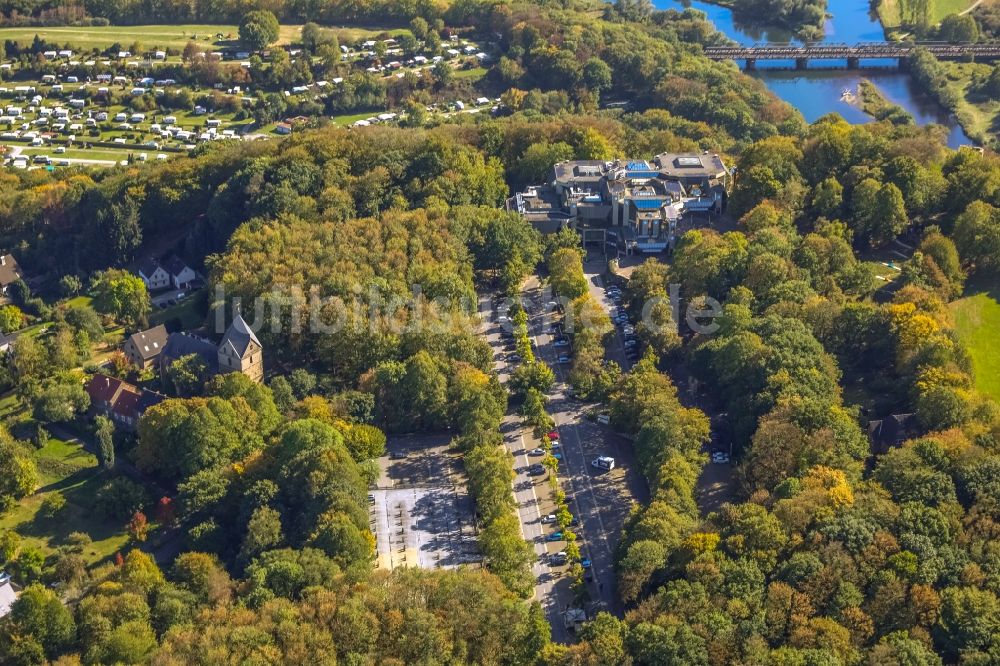 Luftaufnahme Syburg - Stadtteil Blick mit Spielbank Hohensyburg entlang der Hohensyburgstraße im Stadtgebiet in Syburg im Bundesland Nordrhein-Westfalen, Deutschland