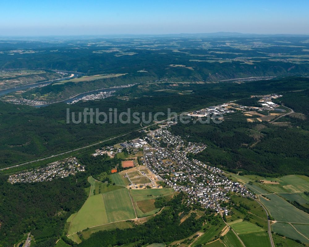 Boppard aus der Vogelperspektive: Stadtteil Buchholz im Stadtgebiet von Boppard im Bundesland Rheinland-Pfalz