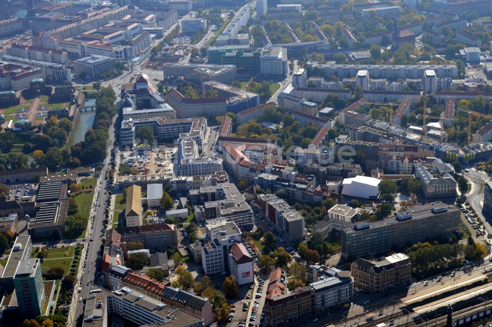 Dresden aus der Vogelperspektive: Stadtteil entlang der Ostra Allee im Stadtgebiet im Ortsteil Wilsdruffer Vorstadt in Dresden im Bundesland Sachsen, Deutschland