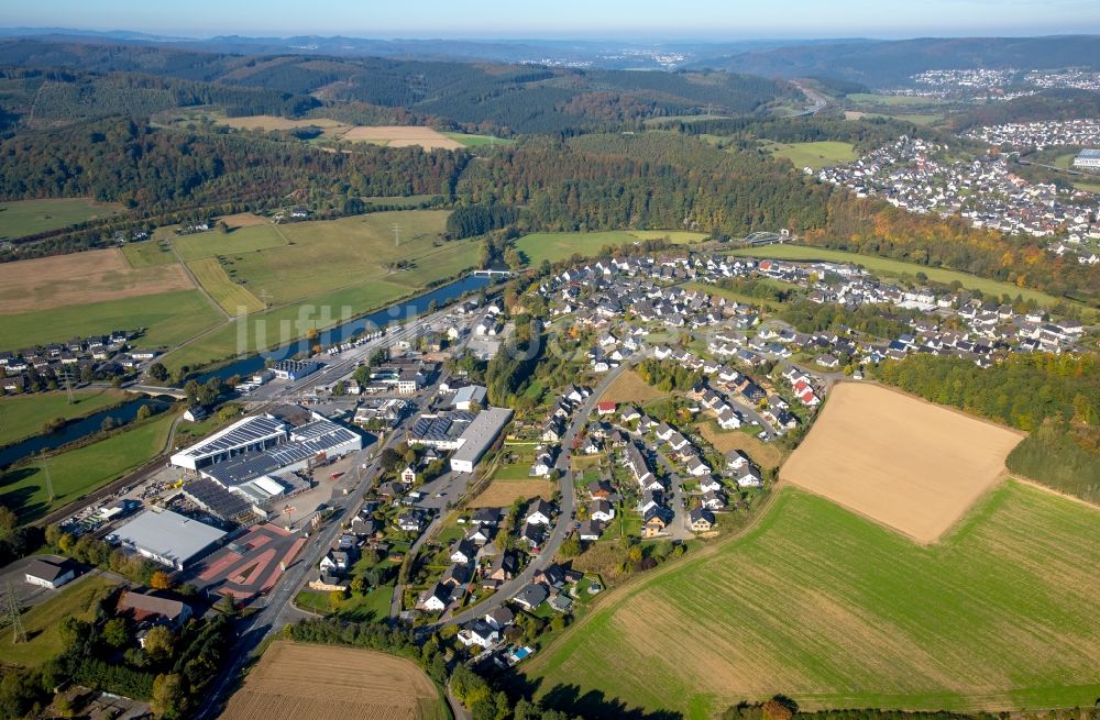 Luftaufnahme Meschede - Stadtteil Freienohl im Stadtgebiet in Meschede im Bundesland Nordrhein-Westfalen