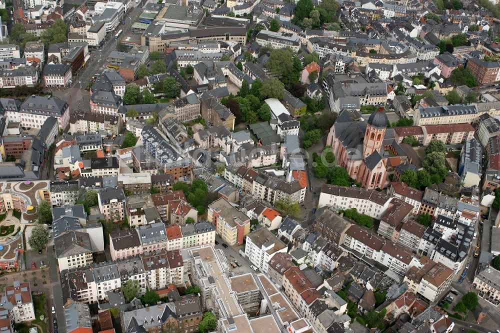 Mainz von oben - Stadtteil an der Gaustraße in Mainz im Bundesland Rheinland-Pfalz