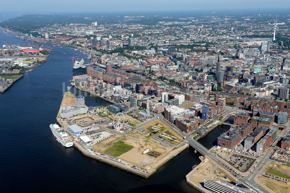 Luftbild Hamburg - Stadtteil Hafencity am Ufer der Norderelbe im Stadtgebiet in Hamburg