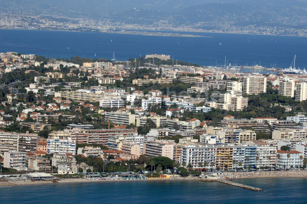 Antibes von oben - Stadtteil Juan-les-Pins von Antibes