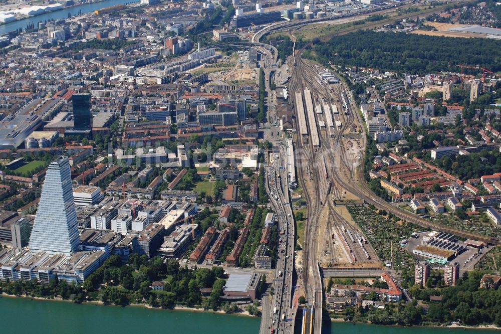 Basel aus der Vogelperspektive: Stadtteil Kleinbasel im Stadtgebiet in Basel in der Schweiz