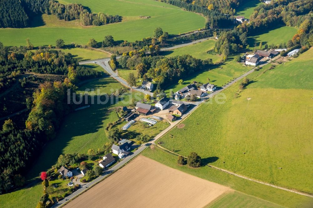 Luftaufnahme Meschede - Stadtteil Löttmaringhausen in Meschede im Bundesland Nordrhein-Westfalen