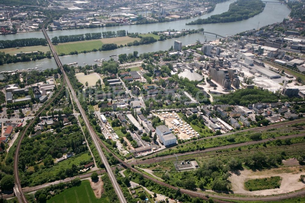 Luftaufnahme Wiesbaden - Stadtteil Mainz-Amöneburg in Wiesbaden im Bundesland Hessen