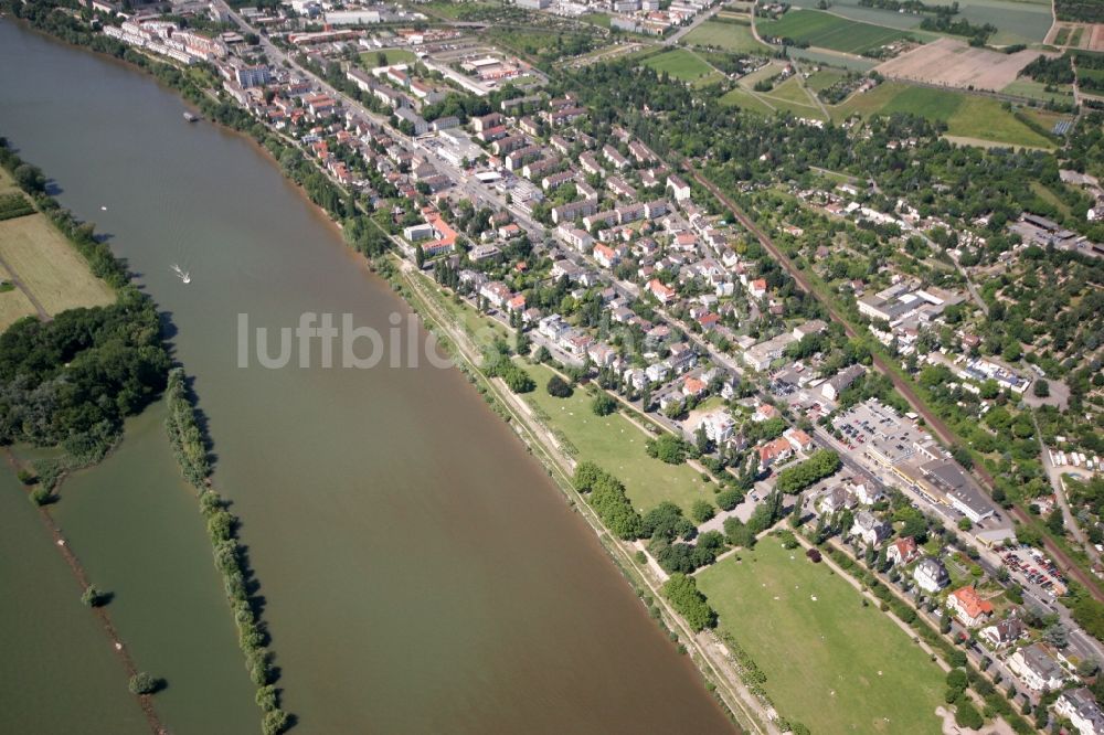 Luftbild Wiesbaden - Stadtteil Mainz-Kastel am Ufer des Rhein in Wiesbaden im Bundesland Hessen