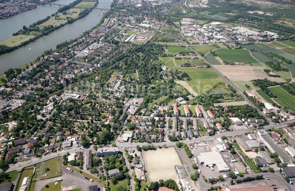 Luftbild Wiesbaden - Stadtteil Mainz-Kastel am Ufer des Rhein in Wiesbaden im Bundesland Hessen