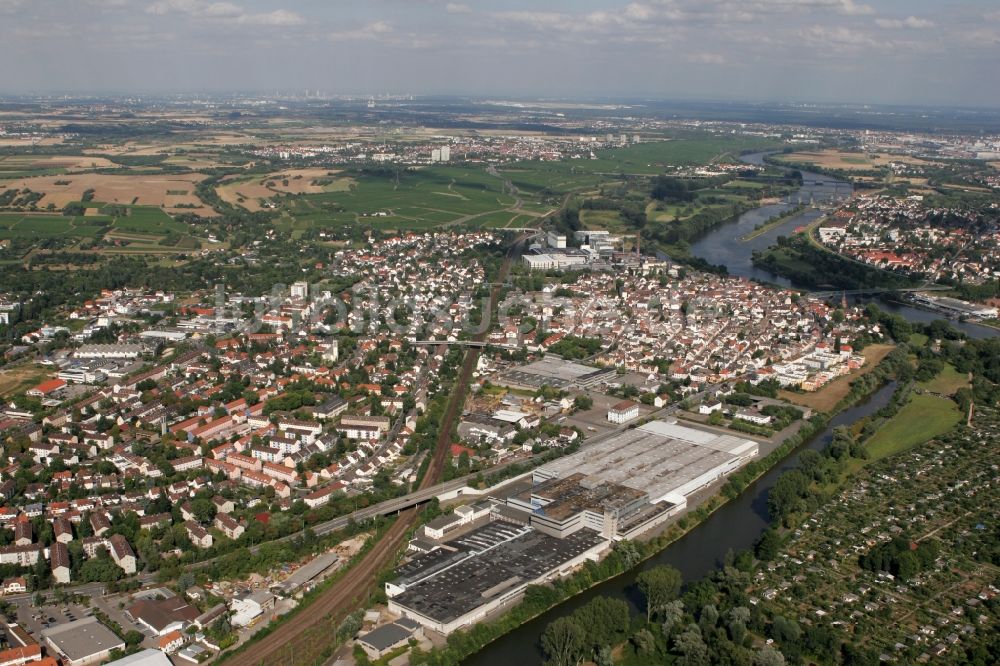 Wiesbaden aus der Vogelperspektive: Stadtteil Mainz-Kostheim in Wiesbaden im Bundesland Hessen