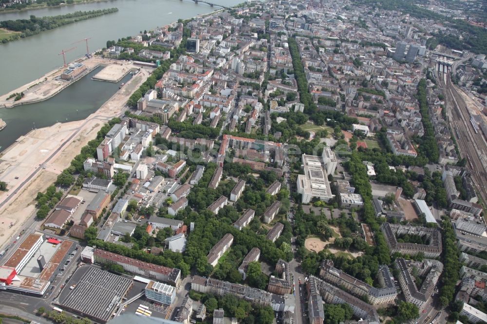 Mainz von oben - Stadtteil Mainz Neustadt im Stadtgebiet in Mainz im Bundesland Rheinland-Pfalz