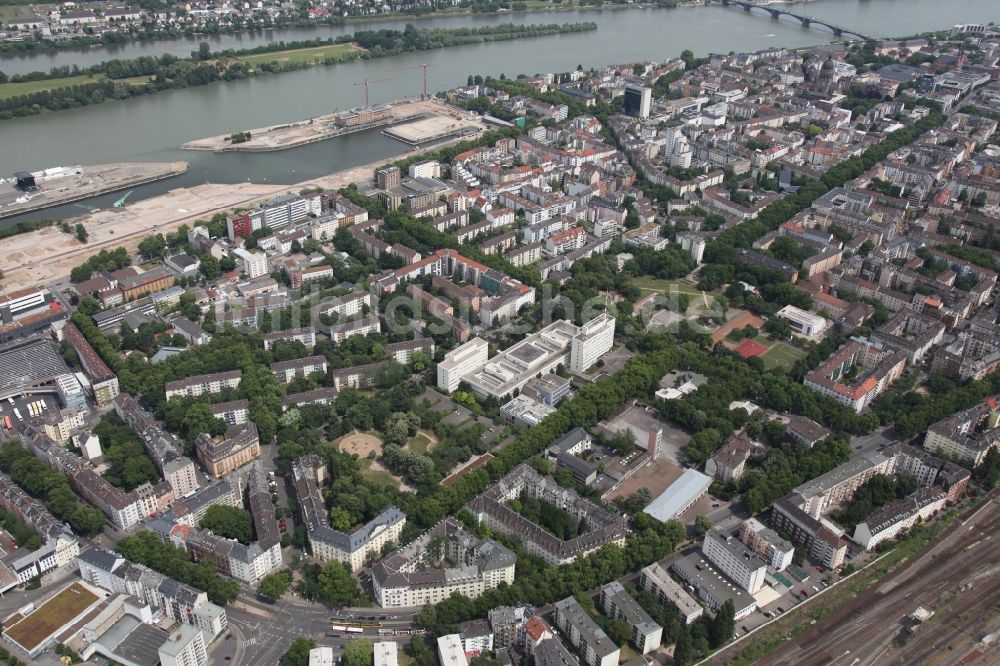 Mainz aus der Vogelperspektive: Stadtteil Mainz Neustadt im Stadtgebiet in Mainz im Bundesland Rheinland-Pfalz