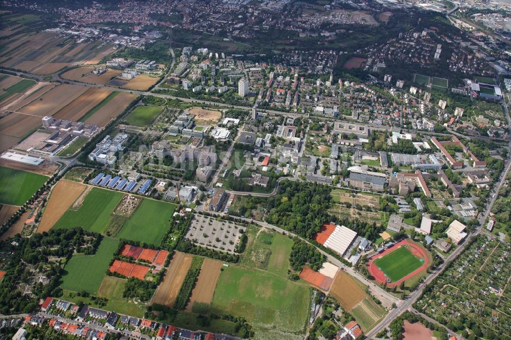 Luftaufnahme Mainz - Stadtteil Oberstadt im Stadtgebiet in Mainz im Bundesland Rheinland-Pfalz