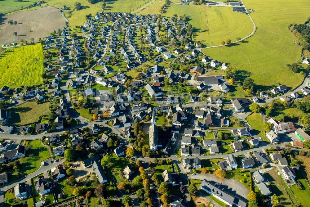 Meschede von oben - Stadtteil Remblinghausen in Meschede im Bundesland Nordrhein-Westfalen