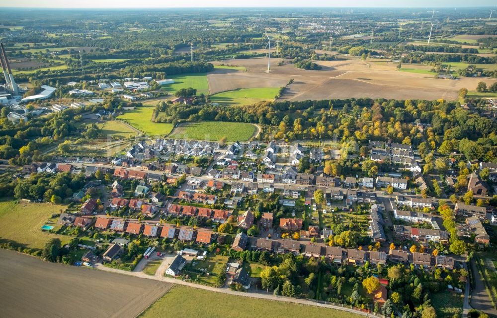 Gladbeck von oben - Stadtteil Rentfort im Stadtgebiet in Gladbeck im Bundesland Nordrhein-Westfalen