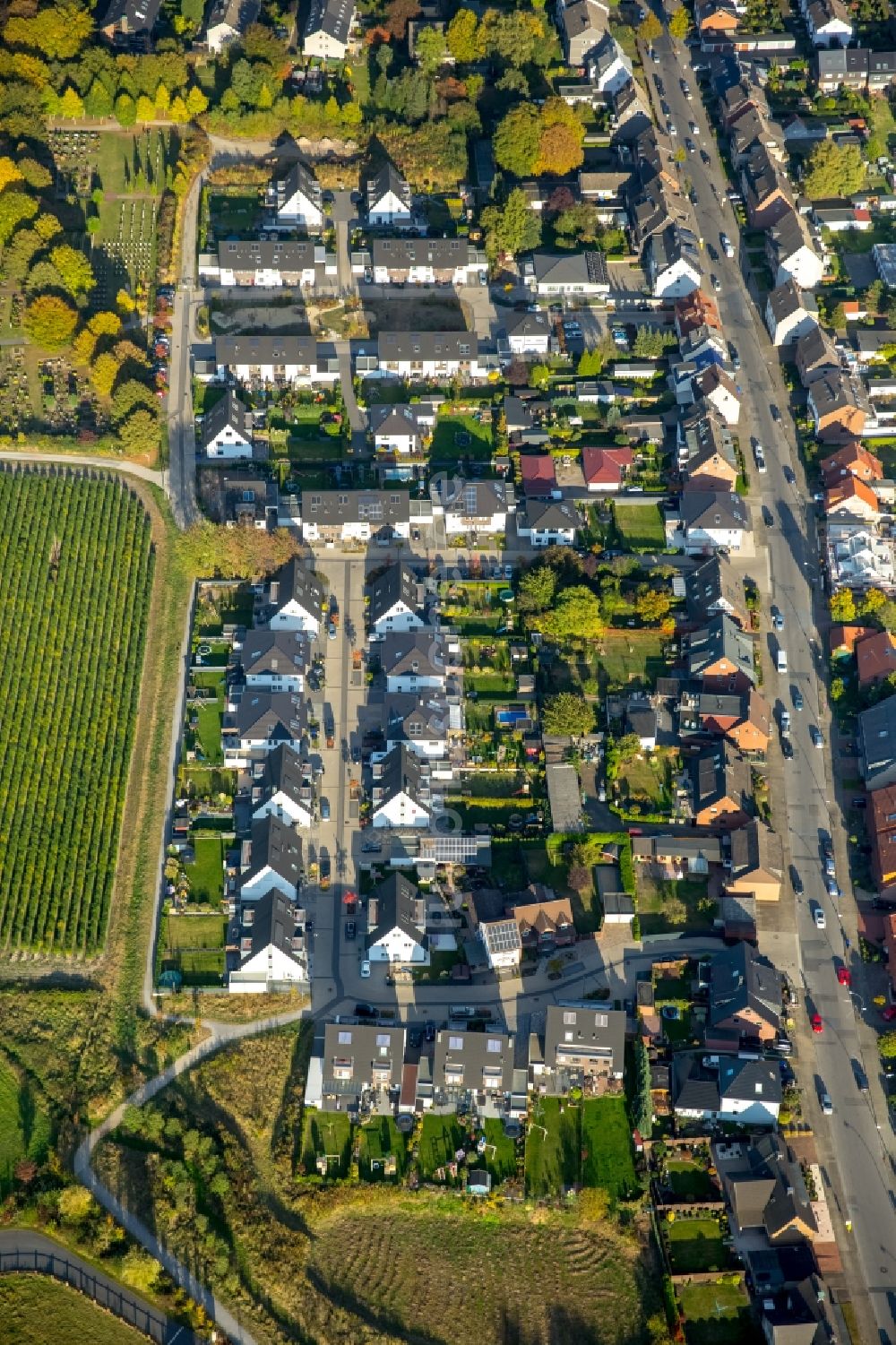 Gladbeck von oben - Stadtteil Rentfort im Stadtgebiet in Gladbeck im Bundesland Nordrhein-Westfalen