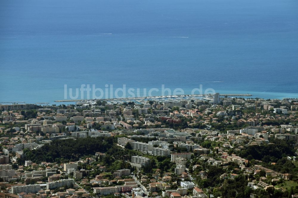 Nizza - Nice von oben - Stadtteil Saint-Laurent-du-Var im Stadtgebiet in Nizza in Provence-Alpes-Cote d'Azur, Frankreich