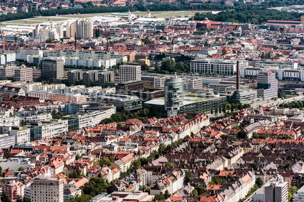 Luftaufnahme München - Stadtteil Schwathalerhöhe im Stadtgebiet in München im Bundesland Bayern, Deutschland